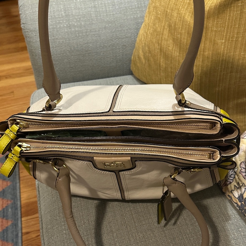 Coach White and Yellow Satchel - Picture 5 of 12